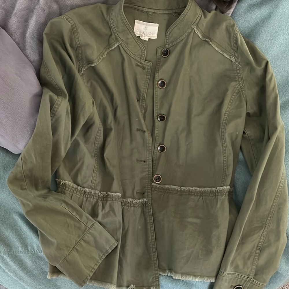 Like new, lightweight Caslon (from Nordstrom) jacket size S, army green